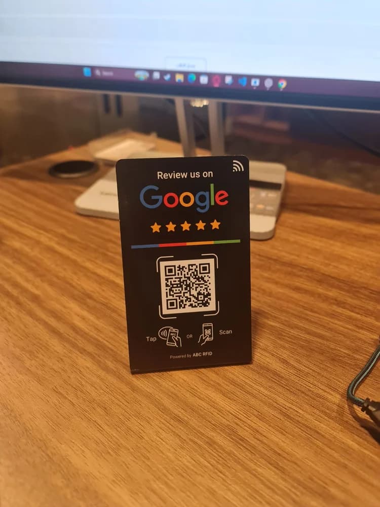 ستاند التقييم المتوسط — تقييم Google — صورة أمامية
